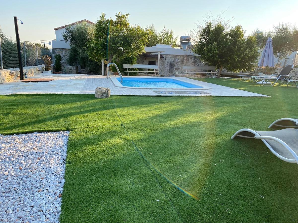 Old Stone Villa In Apokoronas Villa Nostalgia Kreta Fílippos Dış mekan fotoğraf