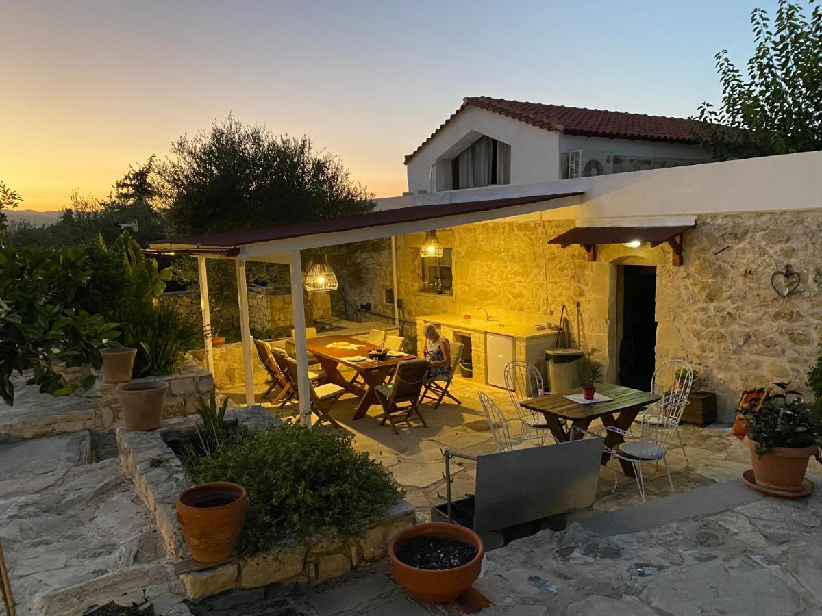 Old Stone Villa In Apokoronas Villa Nostalgia Kreta Fílippos Dış mekan fotoğraf